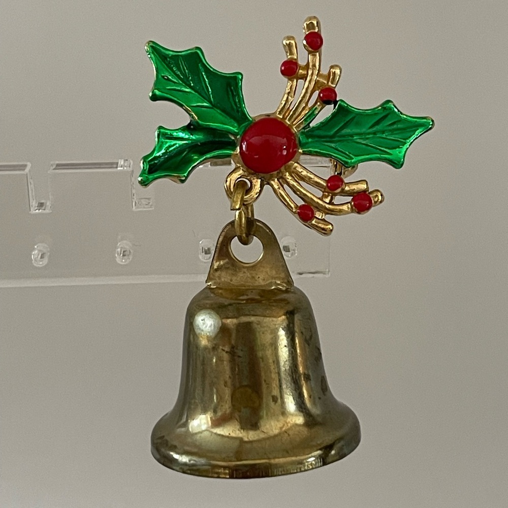 Vintage Christmas Dangling Bell Brooch, Gold Tone w/Enameled Holly & Ivy